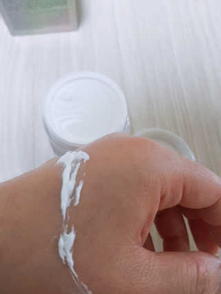 파시스 올인원 진주 화이트닝 크림 100ml — 4점을 준 리뷰어가 2019년 6월 올린 사용 사진