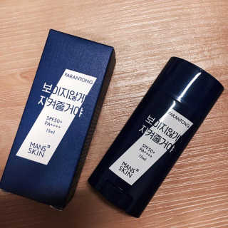 맨즈스킨 파란통 보이지않게 지켜줄거야 — 5점을 준 리뷰어가 2017년 10월 올린 사용 사진