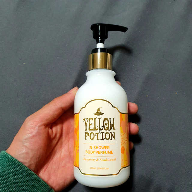 인샤워 바디퍼퓸 옐로우포션 250ML 리뷰 사진