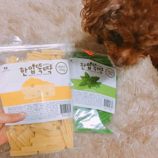 [펫토리아] BEST 한입뚝딱 실속형 강아지 덴탈껌 — 4.5점을 준 리뷰어가 2019년 2월 올린 사용 사진