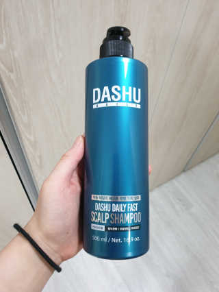 다슈코리아 다슈 데일리 패스트 한방 두피 샴푸 500ml — 5점을 준 리뷰어가 2020년 2월 올린 사용 사진