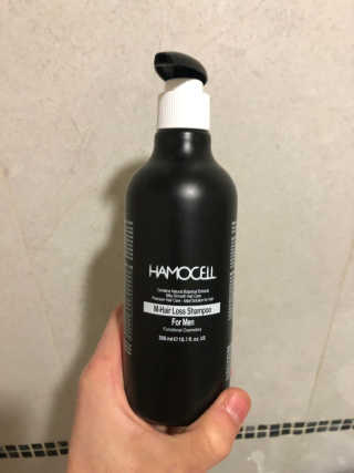 HAMOCELL 더블유 헤어 로스 샴푸 — 4.5점을 준 리뷰어가 2019년 2월 올린 사용 사진