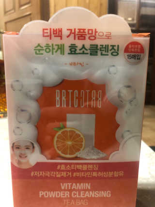 비알티씨 V10 파우더 클렌징 티백 2종 — 4점을 준 리뷰어가 2019년 3월 올린 사용 사진