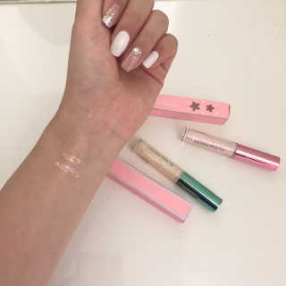 [블랙루즈] 펄블리 아이 글리터 2종 — 5점을 준 리뷰어가 2019년 1월 올린 사용 사진