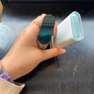 [미샤] 시카딘 센텔라 물스틱 선 SPF 50+ PA++++ — 4점을 준 리뷰어가 2019년 4월 올린 사용 사진