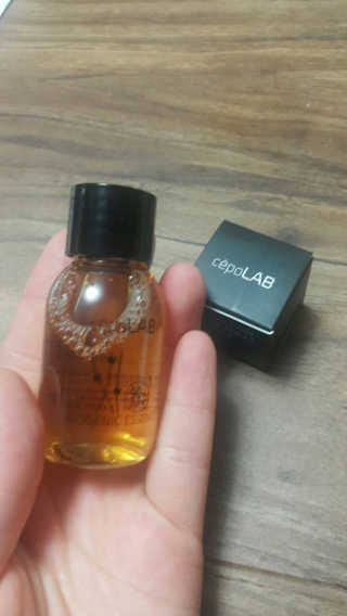 세포랩 바이오제닉 에센스 30ml 특별팩 — 5점을 준 리뷰어가 2018년 5월 올린 사용 사진