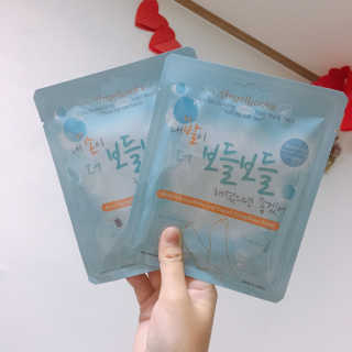 코코라 HAND & FOOT MASK SET — 4.33점을 준 리뷰어가 2017년 8월 올린 사용 사진