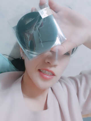 자빈드서울 윙크 파운데이션 팩트 — 4점을 준 리뷰어가 2019년 6월 올린 사용 사진