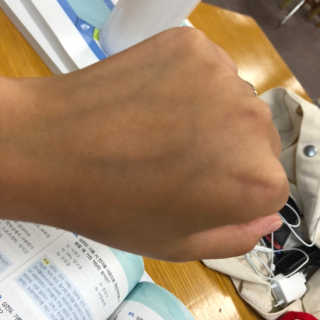 자빈드서울 윙크 파운데이션 팩트 — 4점을 준 리뷰어가 2019년 7월 올린 사용 사진