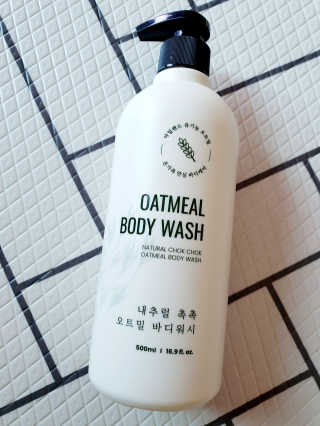 (주)에네스티 내추럴 촉촉  오트밀 바디워시 500ml — 5점을 준 리뷰어가 2019년 10월 올린 사용 사진
