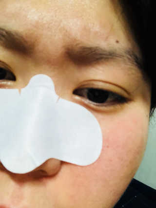 미팩토리 3단 돼지코팩 3매입 X 2 — 4점을 준 리뷰어가 2018년 3월 올린 사용 사진