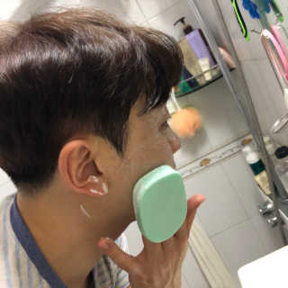 비비또 페이셜 클렌징 브러쉬 2P — 4.5점을 준 리뷰어가 2019년 6월 올린 사용 사진