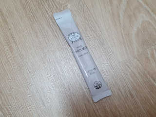 [하우투잇] 뤼에르 쿠르브 블랙 10ml x 30포 총 300ml — 5점을 준 리뷰어가 2020년 3월 올린 사용 사진