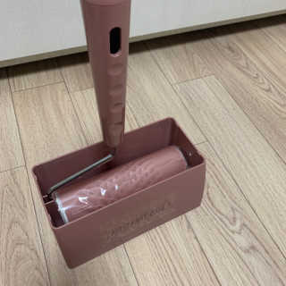 물로 씻어 쓰는 반영구 롤크리너 핸디 모노톤 에디션 — 3.5점을 준 리뷰어가 2019년 8월 올린 사용 사진
