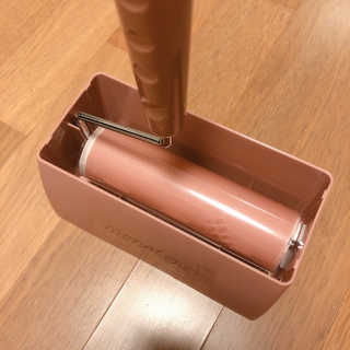물로 씻어 쓰는 반영구 롤크리너 핸디 모노톤 에디션 — 5점을 준 리뷰어가 2019년 8월 올린 사용 사진