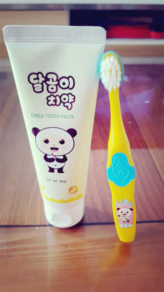 달곰이 어린이 치약+어린이 칫솔 SET — 5점을 준 리뷰어가 2017년 7월 올린 사용 사진