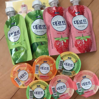 데르뜨 떠먹는 과일 3종, 짜먹는 과일 2종 총 10개 체험 — 5점을 준 리뷰어가 2020년 3월 올린 사용 사진