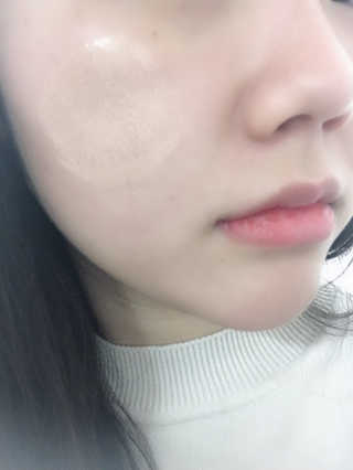 라임코스메틱 V 콜라겐 앰플 쿠션 — 5점을 준 리뷰어가 2019년 12월 올린 사용 사진