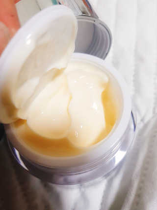 카미안느 프랑스콜라겐크림 — 5점을 준 리뷰어가 2019년 10월 올린 사용 사진