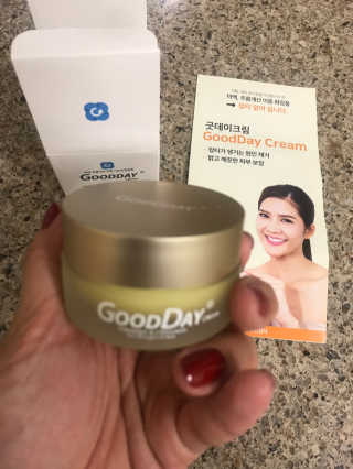 GoodDay Skincare GoodDay 강황 크림 — 4.5점을 준 리뷰어가 2019년 6월 올린 사용 사진