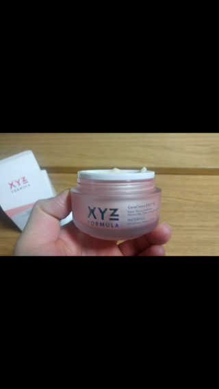 XYZ FORMULA 워터폴 라인 세라크라운 메모리 크림 — 5점을 준 리뷰어가 2018년 2월 올린 사용 사진