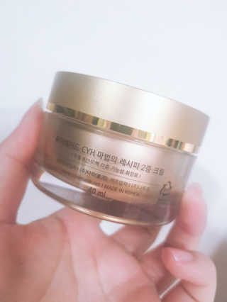 최윤하스텔라 최윤하 만물상 올인원 만능크림 — 4.5점을 준 리뷰어가 2019년 3월 올린 사용 사진
