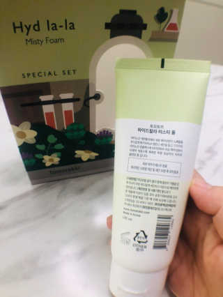 토모토끼 하이드랄라 미스티폼 — 5점을 준 리뷰어가 2019년 10월 올린 사용 사진