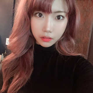 쏘내추럴 셀피 블러 프라이머 — 4.5점을 준 리뷰어가 2019년 8월 올린 사용 사진