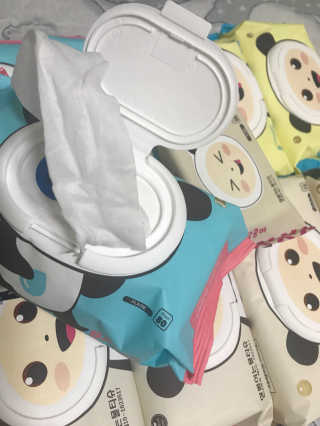 달곰이 물티슈 — 5점을 준 리뷰어가 2017년 8월 올린 사용 사진