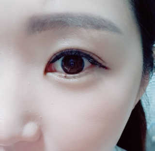 우드버리 1.5mm 스키니 젤 아이라이너 — 5점을 준 리뷰어가 2019년 5월 올린 사용 사진