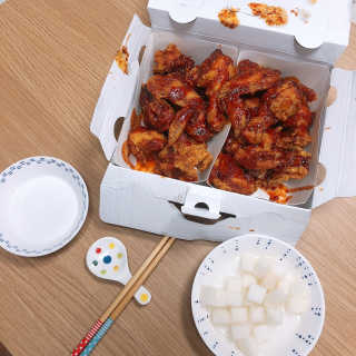 [치킨마루]-  빠사칸레드 + 콜라 500ml — 5점을 준 리뷰어가 2019년 5월 올린 사용 사진