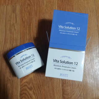 지고트 비타솔루션12 모이스처 앰플 크림 100ml — 4점을 준 리뷰어가 2019년 6월 올린 사용 사진