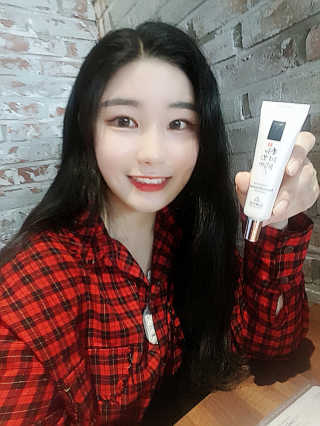 Dr.메디션 리턴 화이트닝 스팟 크림- 달마시안크림 — 5점을 준 리뷰어가 2018년 11월 올린 사용 사진