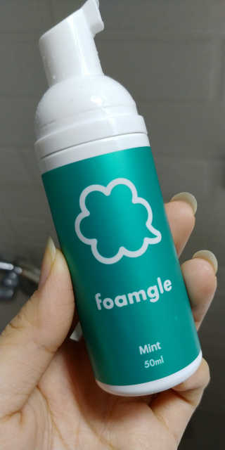 폼글 I foamgle [폼글] 거품가글 50ml 3종 - 민트, 라벤더, 라즈베리 — 5점을 준 리뷰어가 2019년 11월 올린 사용 사진