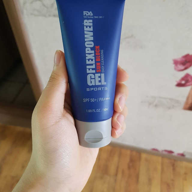 선블럭 젤 리뷰 사진