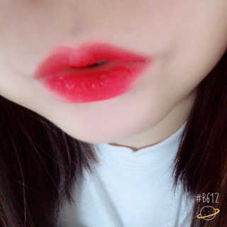 터치인솔 메탈리스트 리퀴드 포일 립스틱 5종 — 4.17점을 준 리뷰어가 2018년 3월 올린 사용 사진