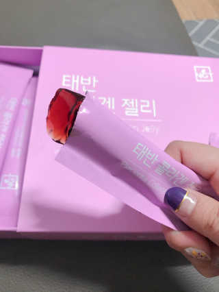 네츄럴굿띵스 태반 콜라겐 젤리 15포 — 4.17점을 준 리뷰어가 2018년 11월 올린 사용 사진
