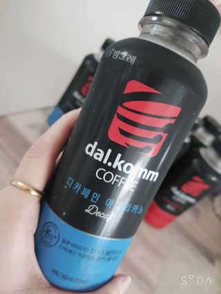 [빙그레] 달콤커피 콜라보 디카페인, 블랙 아메리카노 — 5점을 준 리뷰어가 2019년 1월 올린 사용 사진