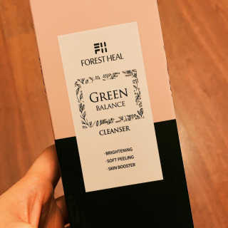 포레스트힐 그린 밸런스 클렌져 100ml + 토끼 헤어밴드 — 4점을 준 리뷰어가 2019년 12월 올린 사용 사진