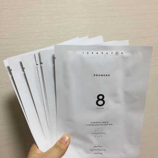 누메로 8 클리어링 모이스처 마스크팩 — 3.83점을 준 리뷰어가 2018년 2월 올린 사용 사진