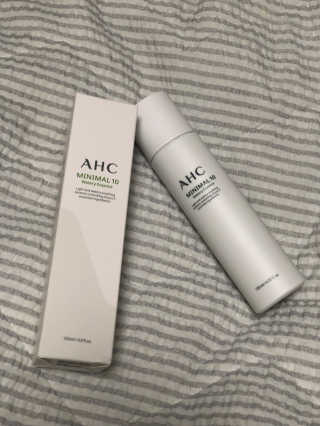 AHC 에이 에이치 씨 미니멀 10 워터리 에센스 — 5점을 준 리뷰어가 2018년 12월 올린 사용 사진