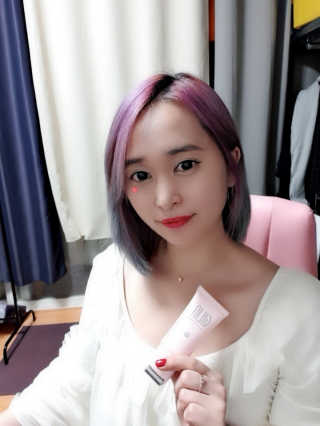 벨라수 기린 넥프팅 크림 — 5점을 준 리뷰어가 2018년 10월 올린 사용 사진