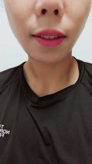 [블랙루즈] 에어 핏 촉촉틴트 + 크리미 벨벳 립크레용 — 5점을 준 리뷰어가 2018년 7월 올린 사용 사진