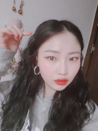 다슈코리아 다슈 볼륨 카페인 파워 에어부스터 120ml — 5점을 준 리뷰어가 2020년 1월 올린 사용 사진