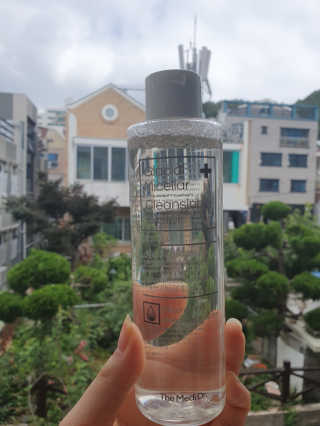 [더메디닥터] 글리셜 미셀라 클렌징 워터 — 5점을 준 리뷰어가 2019년 6월 올린 사용 사진