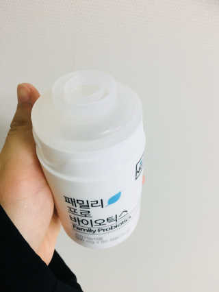 네츄럴굿띵스 패밀리 프로바이오틱스 60캡슐 — 5점을 준 리뷰어가 2018년 1월 올린 사용 사진