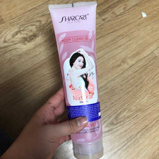 줌마들도 인정한 샤카트 페이스앤바디 필링젤 310ml — 3.33점을 준 리뷰어가 2018년 4월 올린 사용 사진