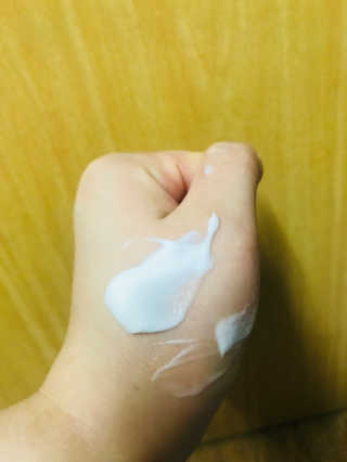 라이징스타 화이트 토마토 브이크림 — 5점을 준 리뷰어가 2018년 7월 올린 사용 사진