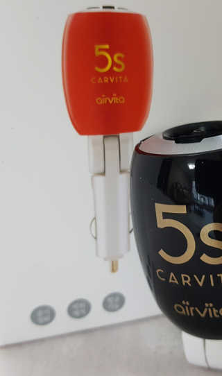 에어비타 차량용공기청정기 카비타5S — 5점을 준 리뷰어가 2019년 1월 올린 사용 사진