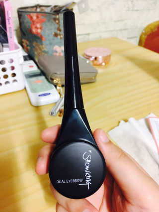 오제끄 쇼킹듀얼아이브로우 (간편하다! 하나로 해결! 멀티 올인원 아이키트!) — 4점을 준 리뷰어가 2016년 10월 올린 사용 사진